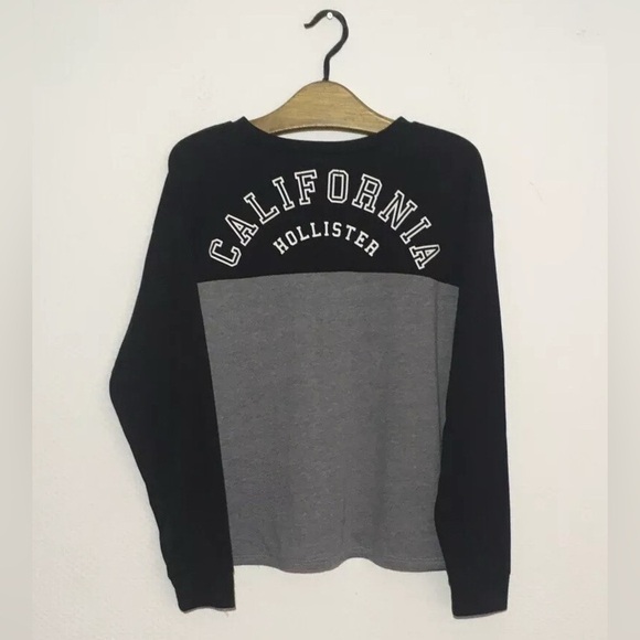 Hollister Other - Hollister California Colorblock Y2K Long Sleeve Tee – Men’s XS